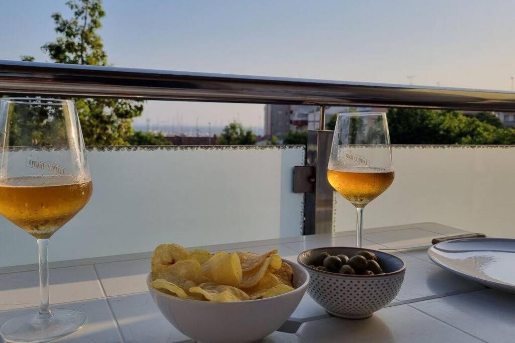 Piso En El Centro Con Vistas Al Mar Y Balcon Apartment Roses Luaran gambar